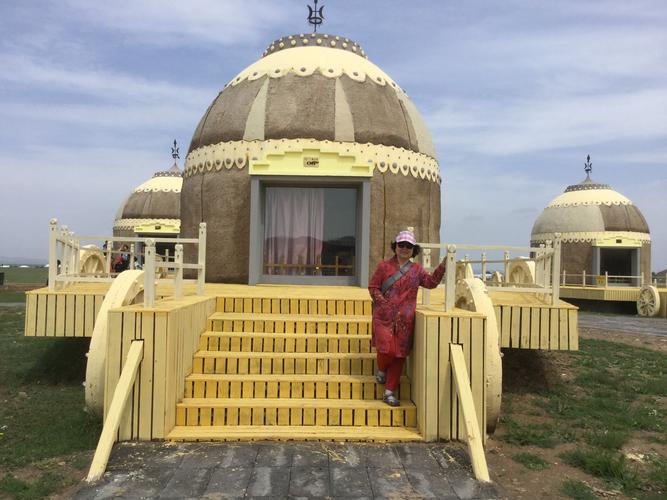 太仆寺旗御马苑景区马术表演时间?贡宝拉格草原住宿多少钱-图2 太仆寺旗御马苑景区马术表演时间?贡宝拉格草原住宿多少钱-图2