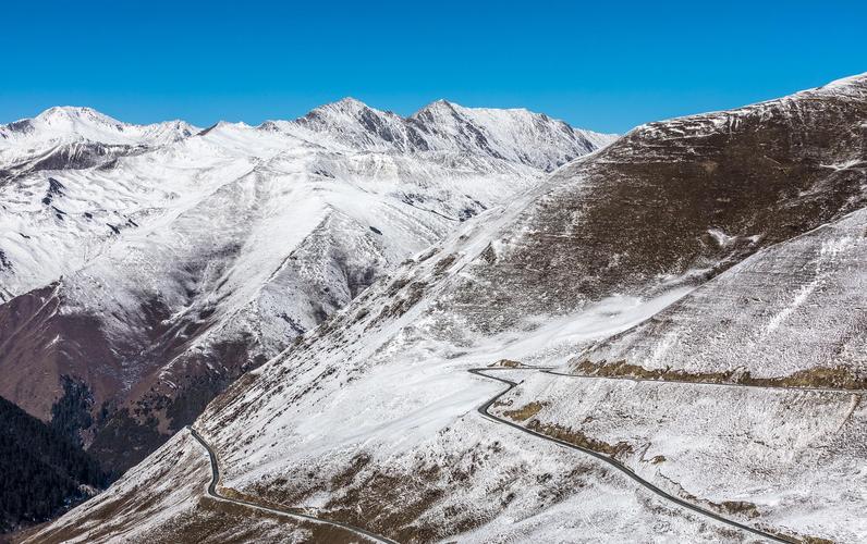 长征途中穿越了海拔4千米的什么山?马尔康松岗镇海拔多少米-图2 长征途中穿越了海拔4千米的什么山?马尔康松岗镇海拔多少米-图2