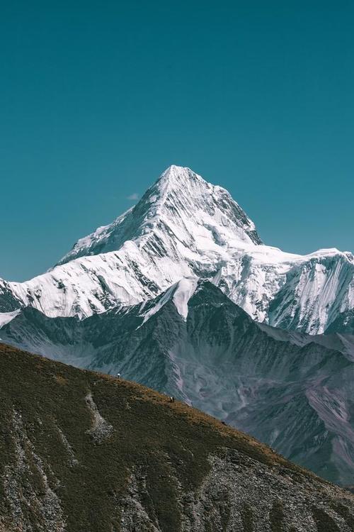 贡嘎雪山跟天空之城海拔多少?贡嘎酒店海拔多少-图2 贡嘎雪山跟天空之城海拔多少?贡嘎酒店海拔多少-图2